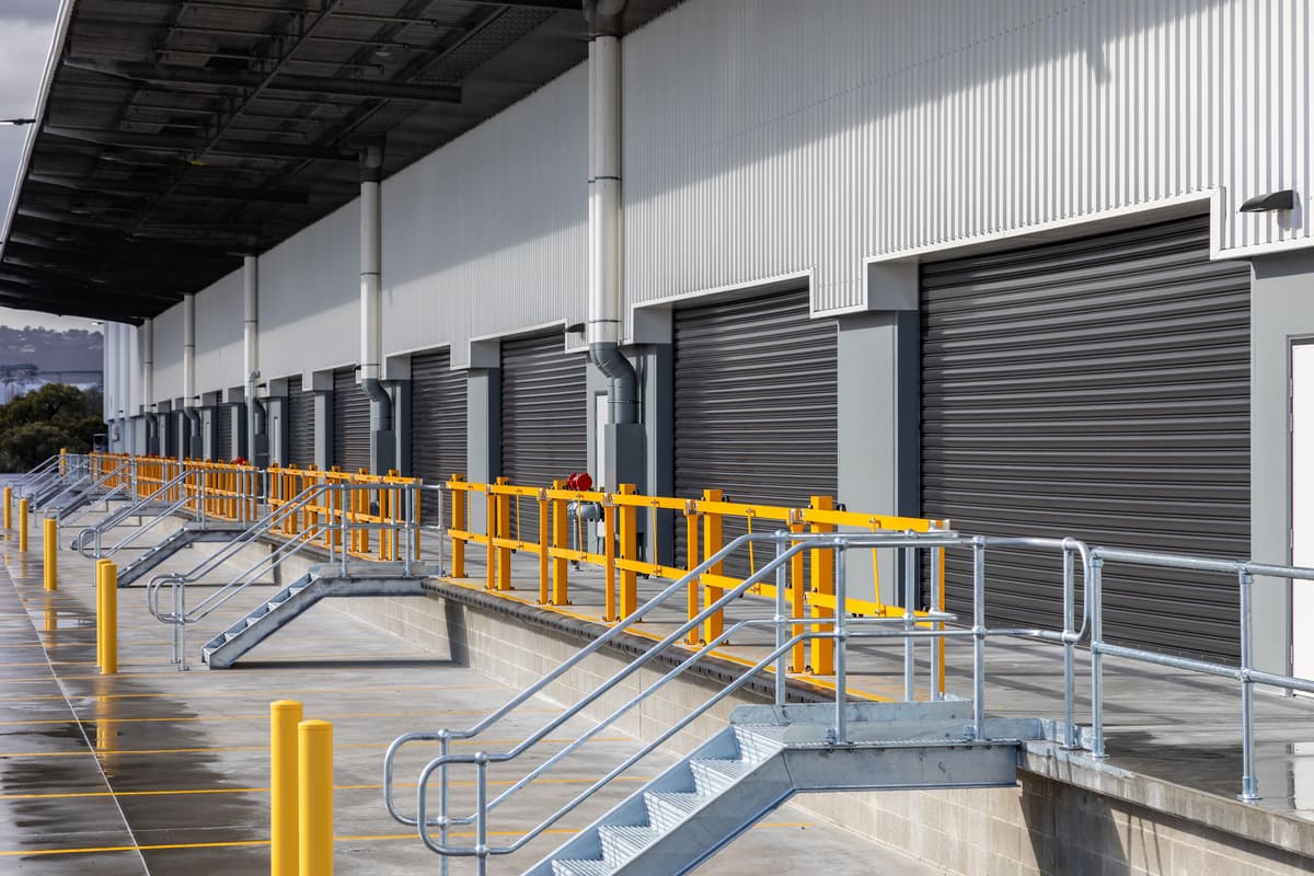 Boarder Express External Loading Dock